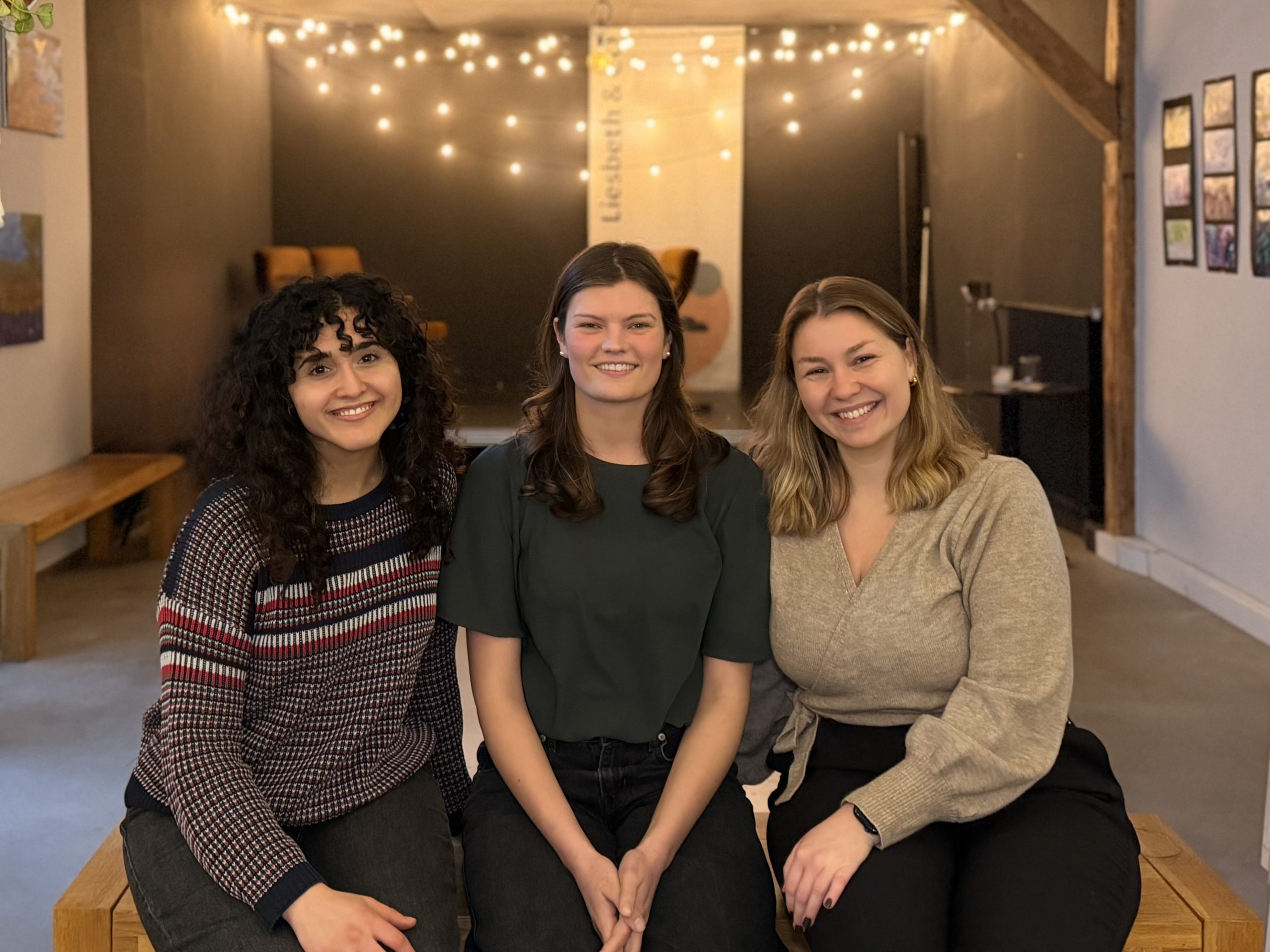 Gruppenbild Team Liesbeth & Co - Semira Aslani-Smakal, Hanna Brüning, Sarah Rizidis